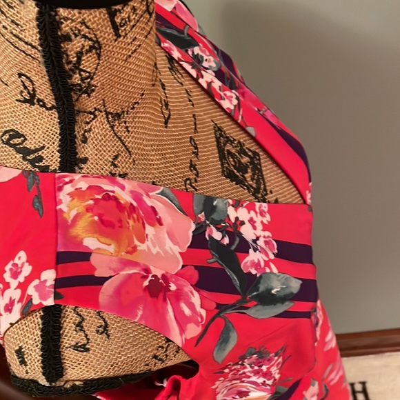 Chris Mclaughlin dress size 16. - Picture 8 of 15